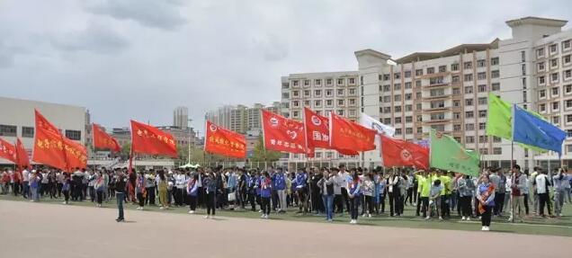 “助力夢(mèng)想 為愛奔跑”蘭州高校大型公益跑蘭州工業(yè)學(xué)院站