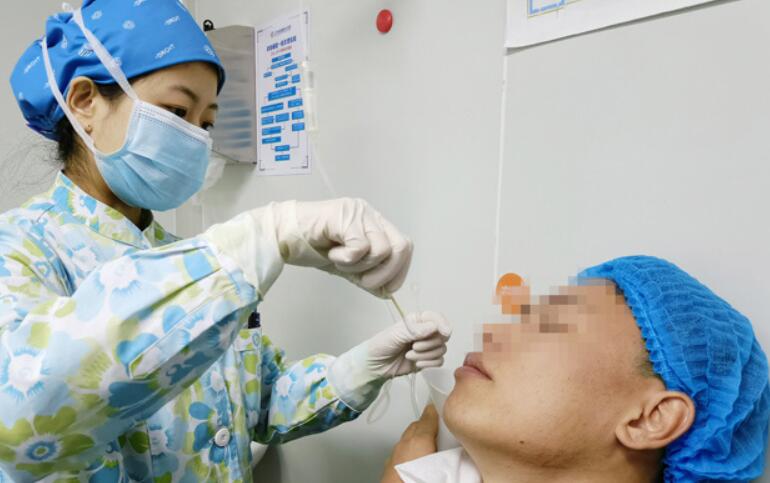 300度近視拖到900度近視，近視手術(shù)是什么感受？
